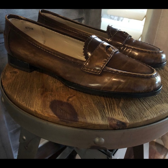 NWOT Vero Cuoio Loafers - Picture 2 of 9